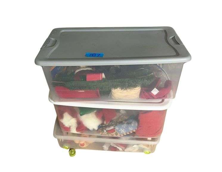 9 Totes Of Holiday Decor image