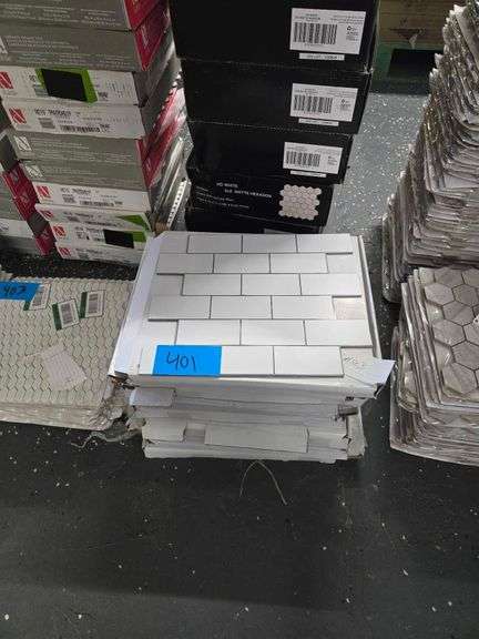 Peel and Stick Plastic Subway Style Tile x 8 Boxes image