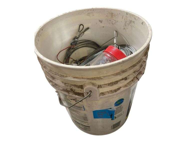 Bucket With Garage Door Hardware - Heavy Duty Cables And Pins image