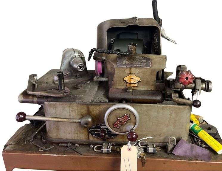 Albertson & Co. Valve Face Grinding Machine - Machine No. 645L - 115 Volt image