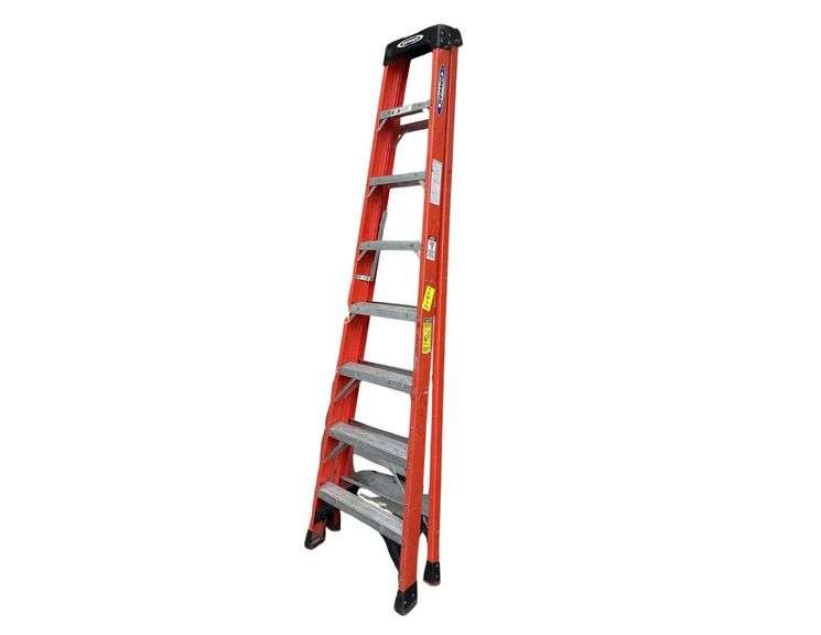 Werner 8ft. Fiberglass Ladder image