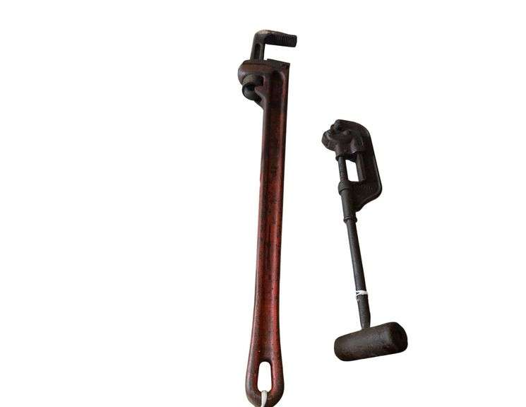 3 ft. Pipe Wrench image