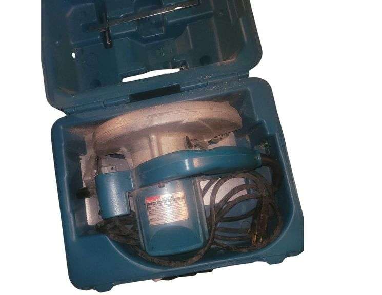 Makita Circular Saw image