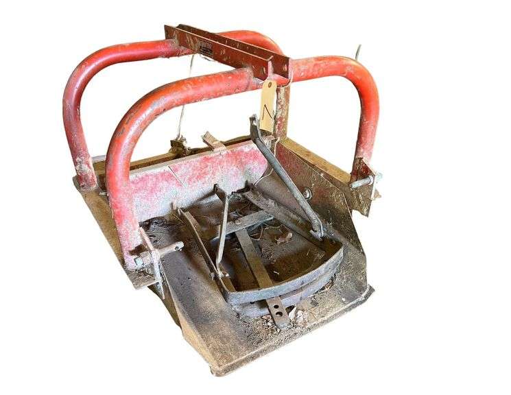 Drag Bucket - 29in - Fits 3 Point Linkage image