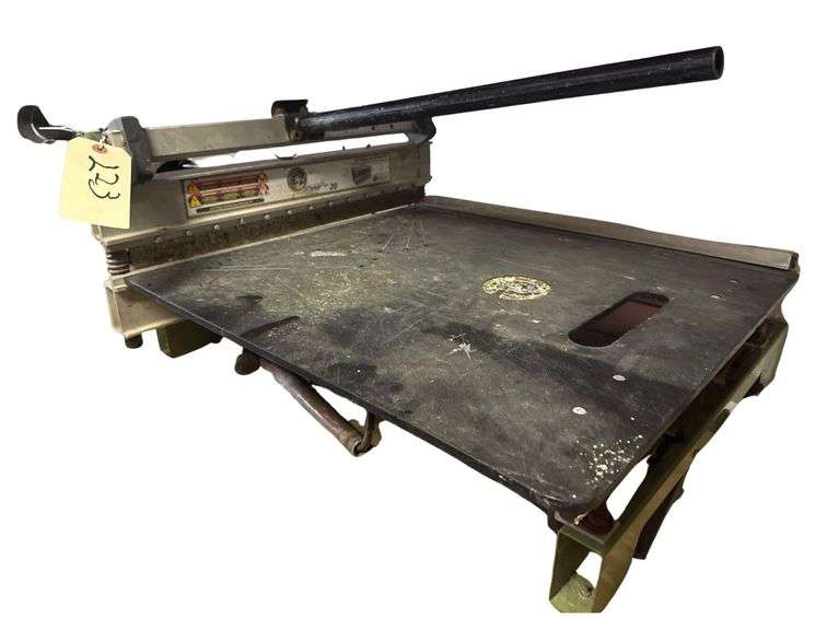 EZ Shear SST20 Siding and Trim Shesr image