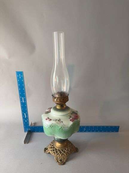 Oil lamp with floral design font image