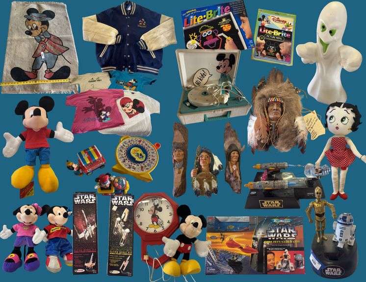Mickey Mouse, Star Wars & Friends - Toy Auction 25-1026.iol