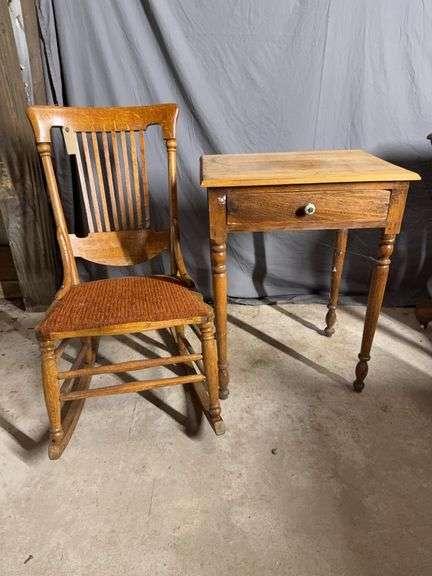 16x21x28H single drawer desk and slat back rocker image