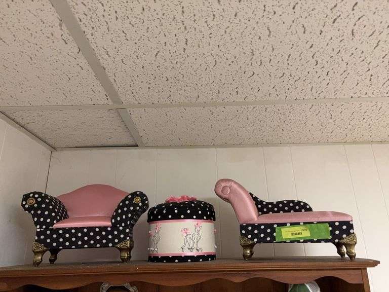 Polka dot doll furniture image