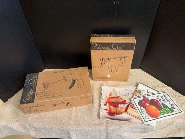 Pampered Chef cookie press, apple peeler and cookbooks image