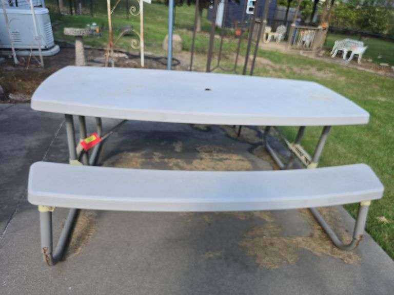 Suncast poly picnic table 6' image