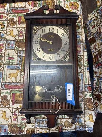 Citizen 30 day wall hanging Kitchen clock image