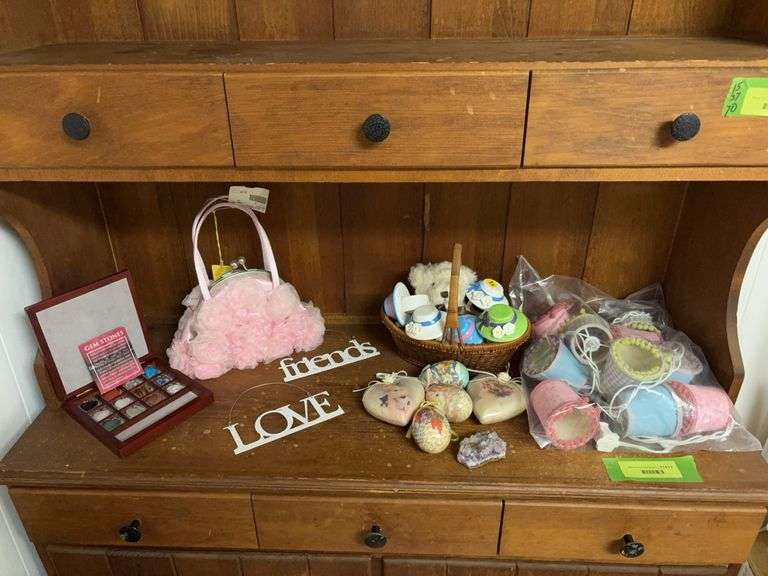 Party lights, napkin holders, eggs and hearts image