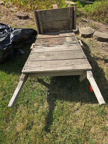 Steel wheel wheel barrow image