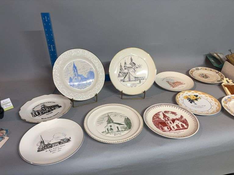 MANY Monona collectibles image