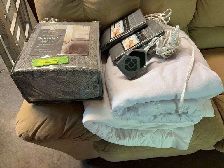New pillow case sets, New Huntington Home king size blanket, a mattress pad and a heated mattress pad image