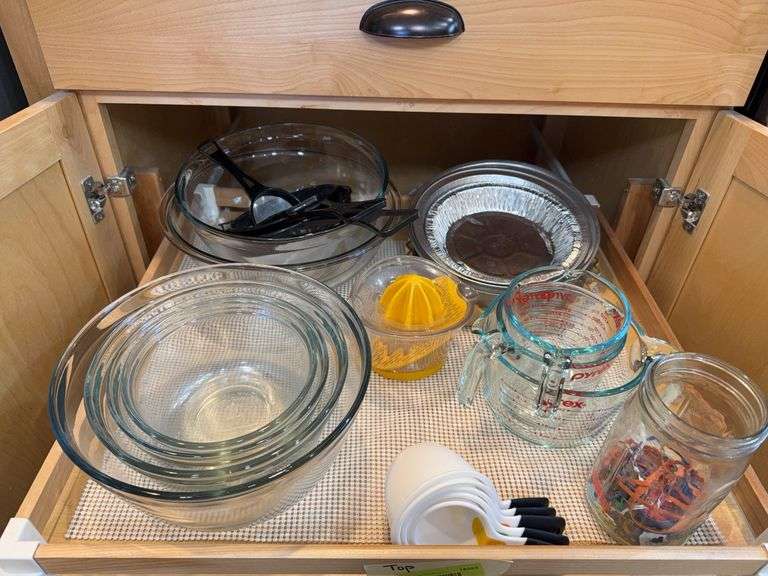 Glass mixing bowls, measuring cups etc... image