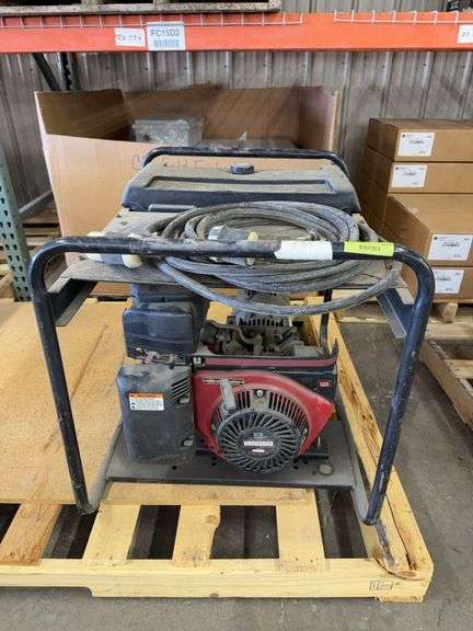 Long Run 5000 Portable Generator Vanguard 9 HP w/cord #13 needs gas tank rubber grommet