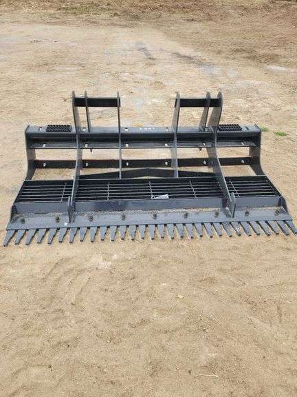 Skid Steer Land Leveler	WOLVERINE		LL-12-78W	 Skid Steer Land Leveler Attachment  Weight: 510 lbs Overall Height: 38.3 in Overall width: 78 in Overall Length: 45.2 in Bolt On Cutting Edge: Optional 6, MOUNT VERNON image