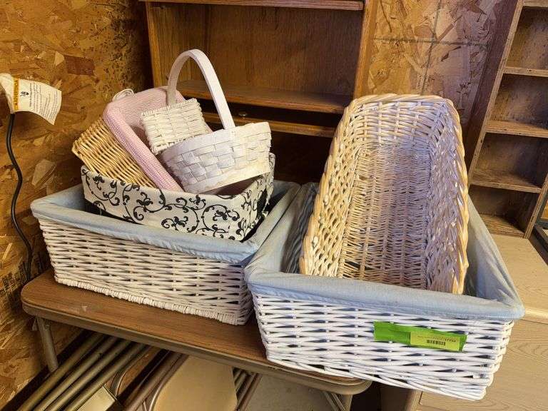 Baskets image