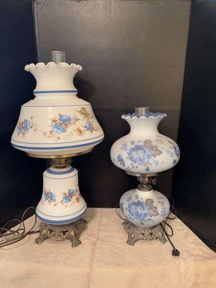 Pair of electric Gone with the Wind lamps image