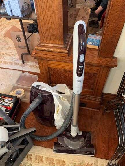 Kenmore tank vac w/ all floors powerhead and attachments image