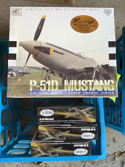 3 model kits and die cast plane image