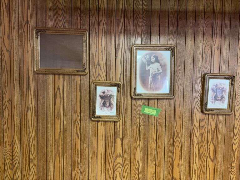 4 modern frames image