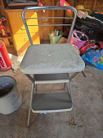 Cosco kitchen step stool image
