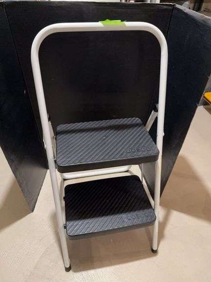 Cosco folding step stool image