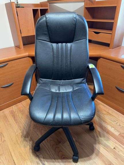 Highback office chair image