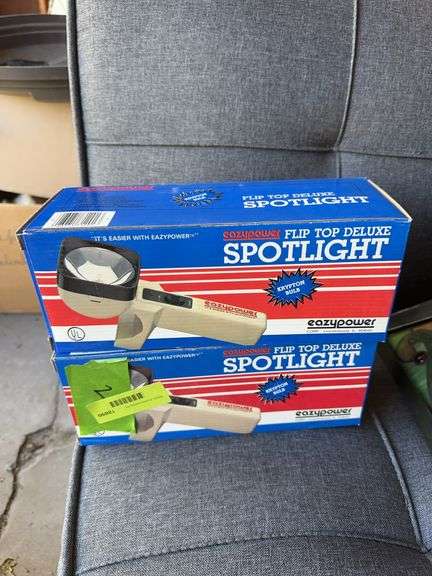 2 NIB spotlights image
