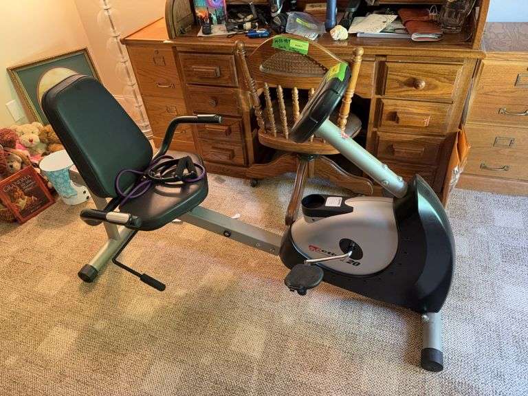 Schwinn Active 20 recumbent style exercise bike image