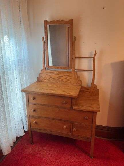 Oak commode w double towel bar 20D x 42L x 72H image