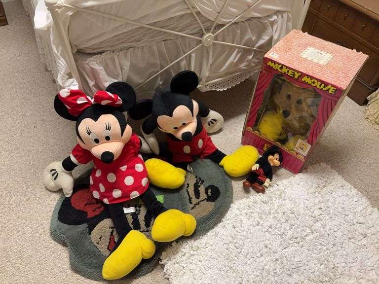 Mickey & Minnie Mouse collection image