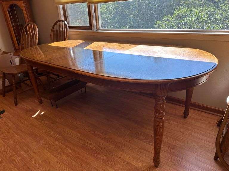 64x44 Thomasville oak dining table w 20” leaf NO CHAIRS, NO CONTENTS! image