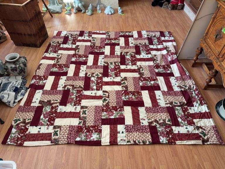 80x80 holiday quilt image