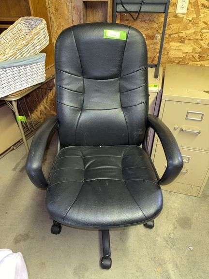 Highback office chair image