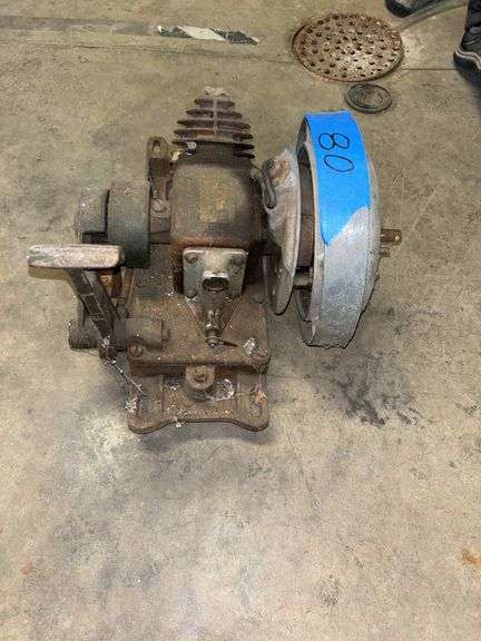Maytag engine, piston moves. Briggs& Stratton engine with alternator setup. image