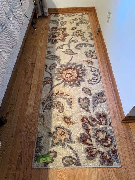 2 runner rugs 2' x 7' image