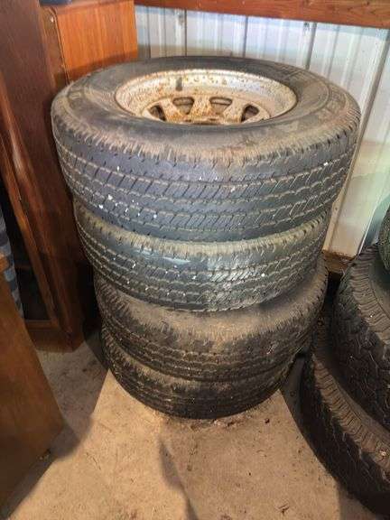 Set of four Goodyear tires - 245/75 R16