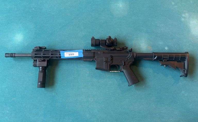 Diamond back model DBIII .223 AR15 #DB2452499 with red dot - with 10 round magazines image