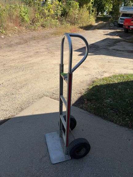 2 wheel aluminum hand truck image