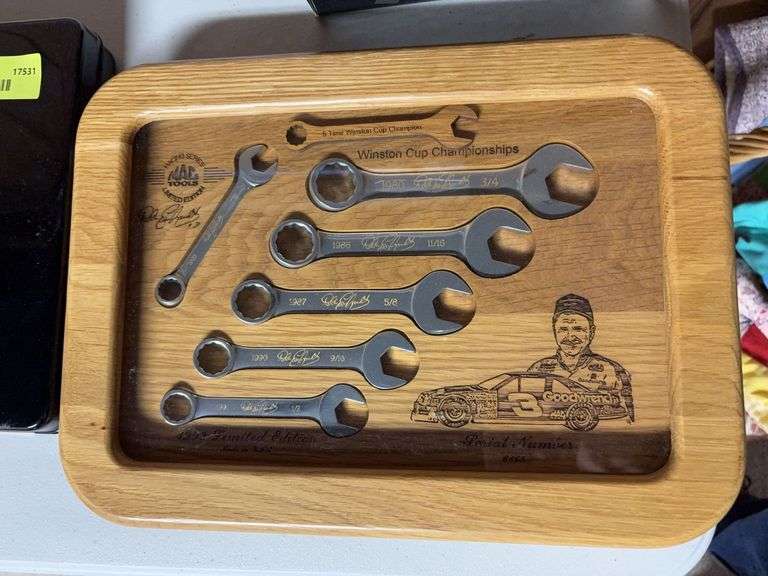 Mac Tools 1993 Limited Edition Dale Sr wrench set Serial Number 6168 image