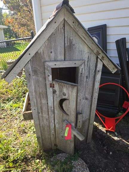 Decorator outhouse for your garden 56" tall 24 sq image