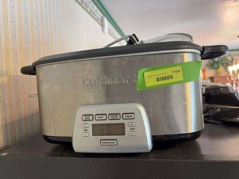 Cuisinart digital crockpot and Oster griddle image