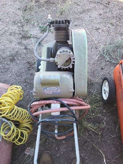 Air compressor