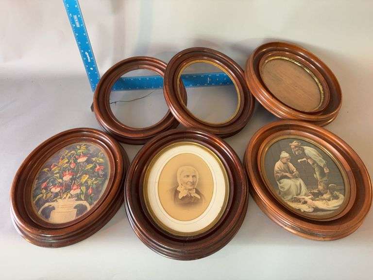 Six oval picture frames, some w prints and some without image