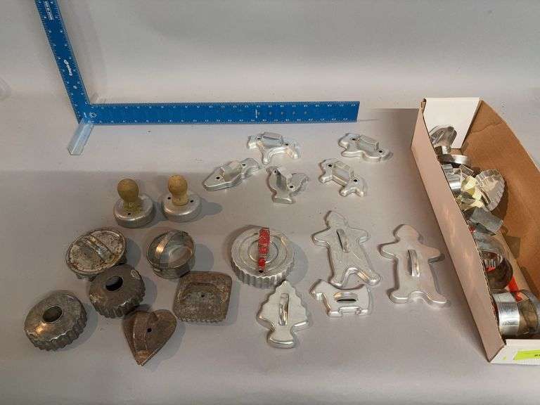 Plethora of cookie cutters image