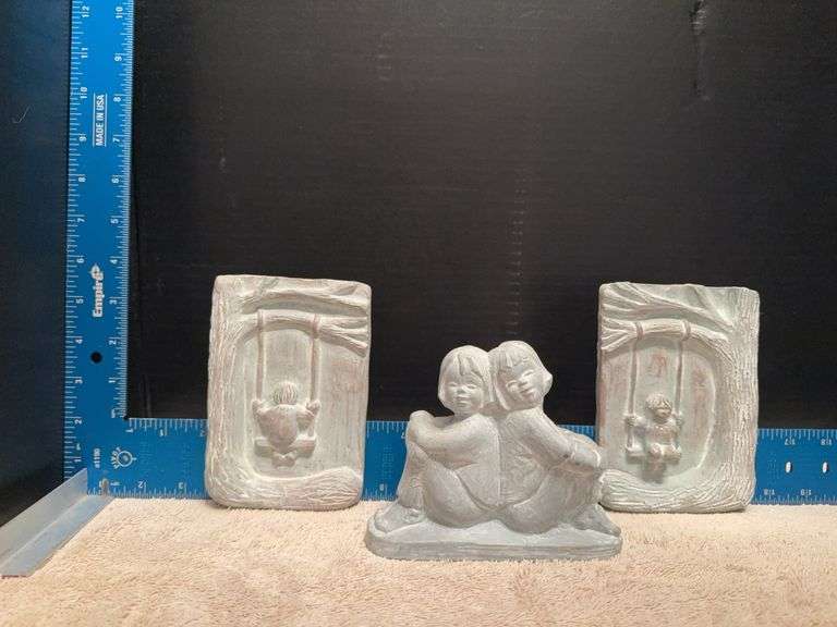 Isabel Bloom figurine(s) as shown image
